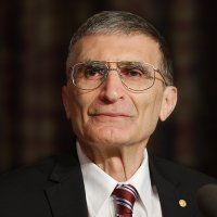 Aziz Sancar Kimdir?