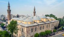 Osmanlı İmparatorluğu Döneminde Yapılmış Bütün Camilerin Atası Ulu Camii, Bursa