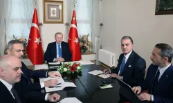 Cumhurbaşkanı Erdoğan, Dolmabahçe Ofisi'nde Çevrimiçi Liderler Toplantısı'na katıldı