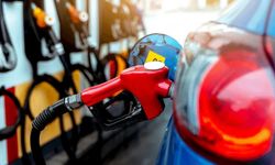 Petrol fiyatları düşerken benzine 1,15 TL indirim