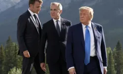 Donald Trump: "Macron! reklam peşinde koşuyor"