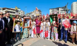 Gaziantep'te festival coşkusu, kortej ile şehrin sokaklarına taşındı