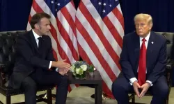 Trump ve Macron arasında tansiyon yükseldi! Kameralar önünde hararetli tartışma