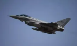 Almanya'dan 3,75 milyar avroluk anlaşma ile Eurofighter savaş uçağı alacak.