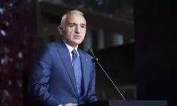 Bakan Ersoy duyurdu: Çarşamba günleri sinema biletleri 120 lira olacak