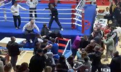 Boks maçı ring dışına taştı! Polisler kavgayı güçlükle ayırdı