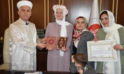 Alman kadın, Kur'an-ı Kerim'den etkilenerek Müslüman oldu