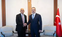 Son dakika... Ankara'da kritik görüşme: Bakan Fidan Barrack ile bir araya geldi