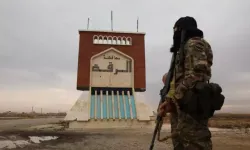 SDG unsurları çekildi, Suriye ordusu stratejik önemdeki Tabka'ya girdi