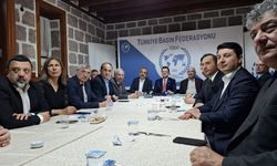 AK Parti Genel Başkan Yardımcısı Yerebakan: Önümüzdeki 6 yılda Türkiye'deki doktor sayısı 350 bine ulaşacak