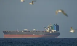 İran, biri İsrail ile bağlantılı iki gemiyi ele geçirdi