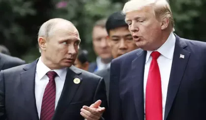 Putin'den Trump'a övgü dolu sözler: Hepsi sahibinin ayaklarına çöküp kuyruklarını sallayacak