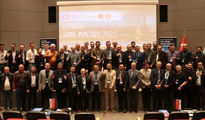 Dünyaca ünlü omurga uzmanları İstanbul’da buluştu