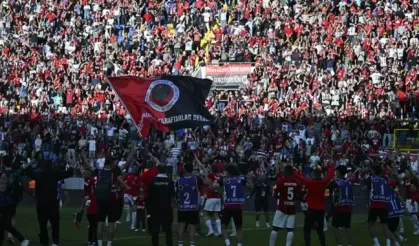 Gençlerbirliği 4 yıl aradan sonra Süper Lig'e yükseldi