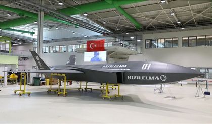 Türkiye’nin insansız savaş uçağı Kızılelma’dan dünya havacılık tarihinde bir ilk