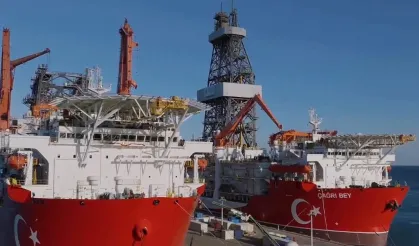 Bakan Bayraktar: Yıldırım Karadeniz’de, Çağrı Bey Somali’de ilk sondajı yapacak