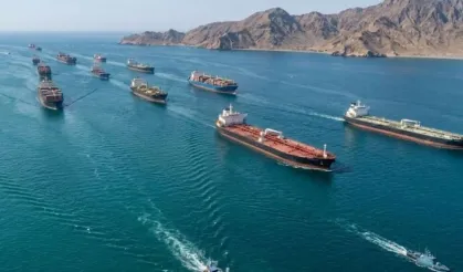 İran, Hürmüz Boğazı'ndan geçmenin ücretini belirledi