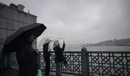 Türkiye bayramı yağmurlu geçiriyor! Yağışlar ne kadar sürecek? Meteoroloji tarih verdi