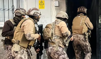 Akın Gürlek duyurdu: 3 ilde FETÖ ve DEAŞ'a operasyon
