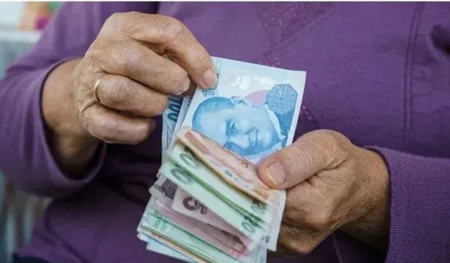 Emeklilere Bayram müjdesi: İkramiye 4 bin liraya çıkıyor