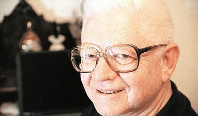 Ömrünü milli kültüre adadı: Oktay Sinanoğlu'nun ardından 10 yıl geçti