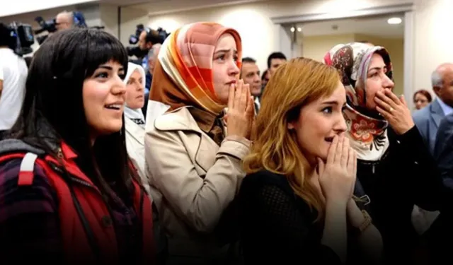 Müjdeyi Erdoğan vermişti! 'Öğretmen atamaları durduruldu' haberleri yalanlandı
