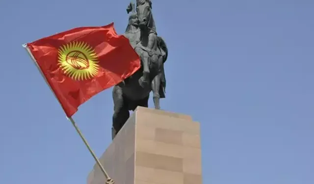 Kırgızistan'da istihbarat darbeye engel oldu!