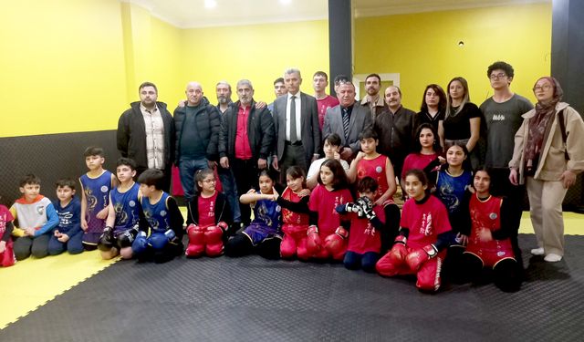 Eyüp Şampiyon Spor Kulübü Yeni Yerinde Coşkulu Bir Törenle Açıldı