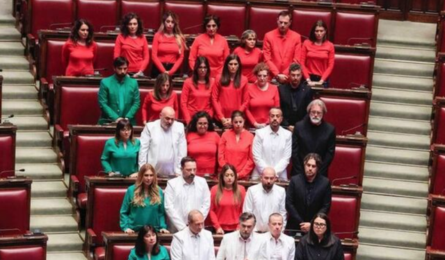 İtalyan vekillerden parlamentoyu şoke eden Gazze adımı! Tüm ülkede gündem oldu