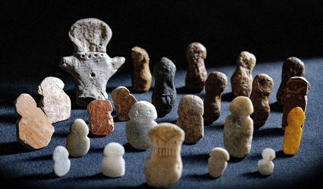 Tavşanlı Höyük'te 4 bin 500 yıllık idoller gün yüzüne çıktı