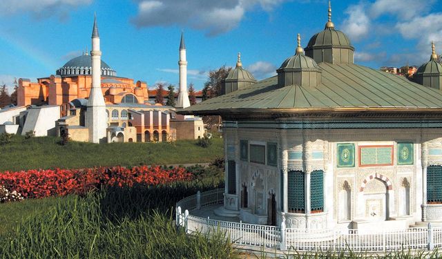 Zamanın Durduğu Yer: Miniatürk