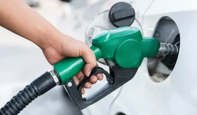 Son Dakika: Benzin Fiyatlarına İndirim Geliyor