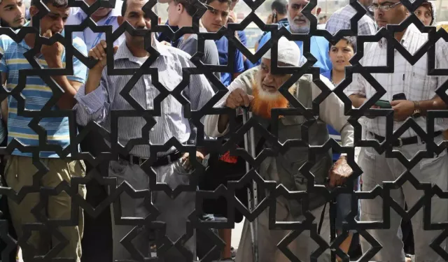 İsrail Bugün Refah Sınır Kapısı’nı Açacak mı? Bugün Gazze’ye 600 Yardım Kamyonu Girmesi Gerekiyor!