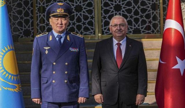 Milli Savunma Bakanı Güler Kazakistanlı mevkidaşı ile görüştü