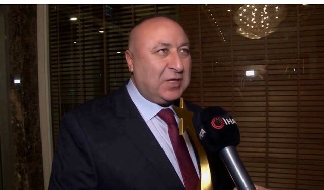 Yılın En Başarılı Hukuk Adamı Ödülü Ünlü Ceza Avukatı Zeki Bulgan'a Verildi.