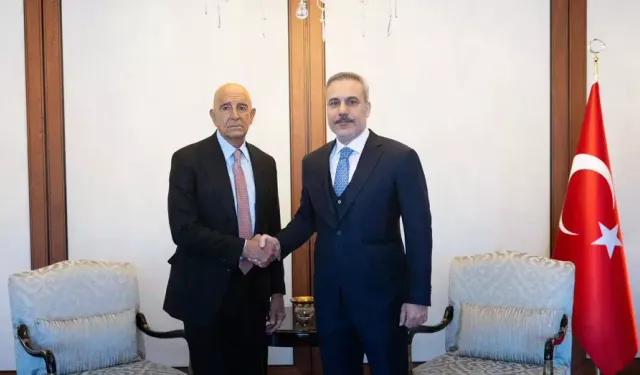 Son dakika... Ankara'da kritik görüşme: Bakan Fidan Barrack ile bir araya geldi