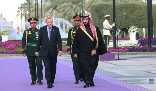Erdoğan'ın Suudi Arabistan hamlesi İsrail'i panikletti: Yeni üçlü ittifak mı doğuyor?