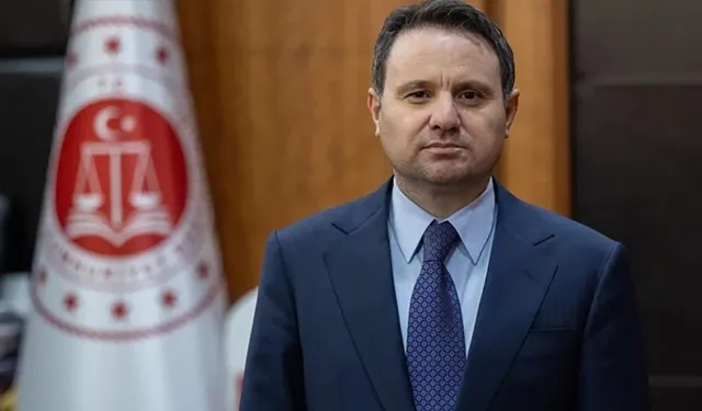 Bakan Gürlek duyurdu! Sosyal medyada yeni düzenleme: Hesapları kapatılacak!