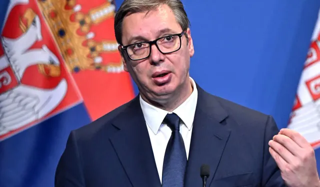 Sırbistan'da istifa depremi! Vucic'ten tüm ülkeyi sarsan açıklama