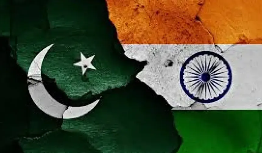 Pakistan ve Hindistan ateşkes ilan etti