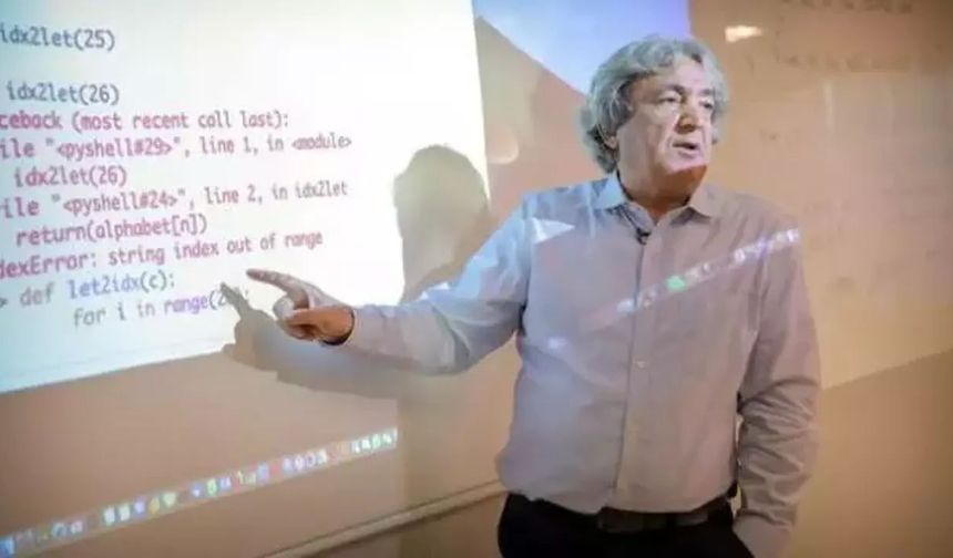 Dünyaca ünlü Türk profesör, Filistin'i desteklediği için kurduğu dergiden atıldı