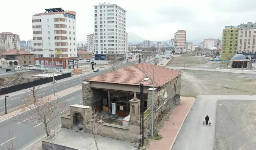 Kayseri de tarihi Tasmakıran Camiinde çalışma başladı