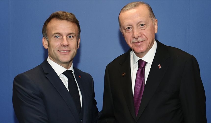 Erdoğan Macron’u evirip çevirdi: Tek hamleyle ‘tuş’ etti
