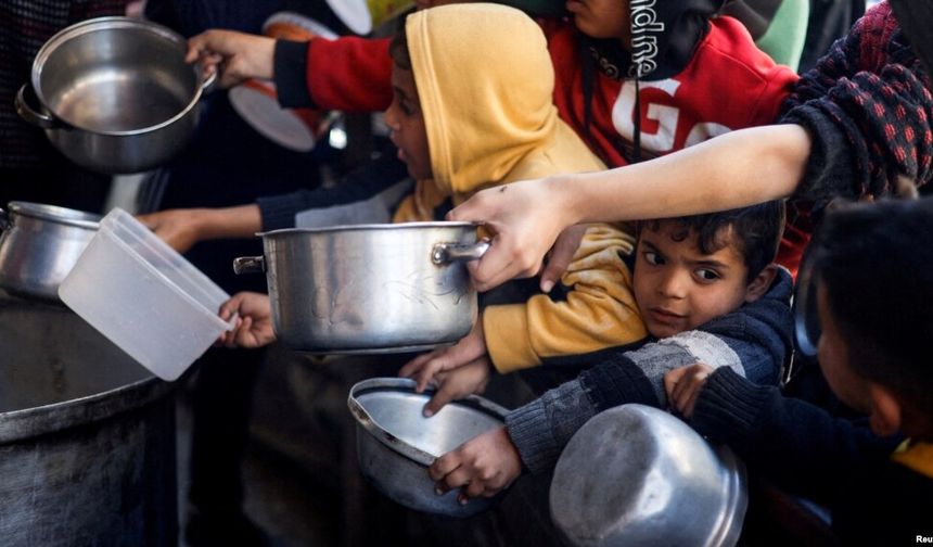 İnsanlık Gazze'de sınıfta kaldı! Açlıktan ölenlerin yarısından fazlası çocuk!