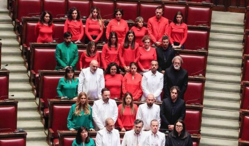 İtalyan vekillerden parlamentoyu şoke eden Gazze adımı! Tüm ülkede gündem oldu
