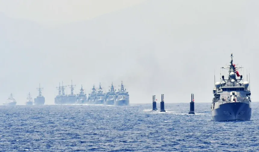 Türk donanması harekete geçti! Oyun bozuldu