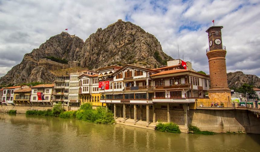 Yalıboyu Evleri, Amasya