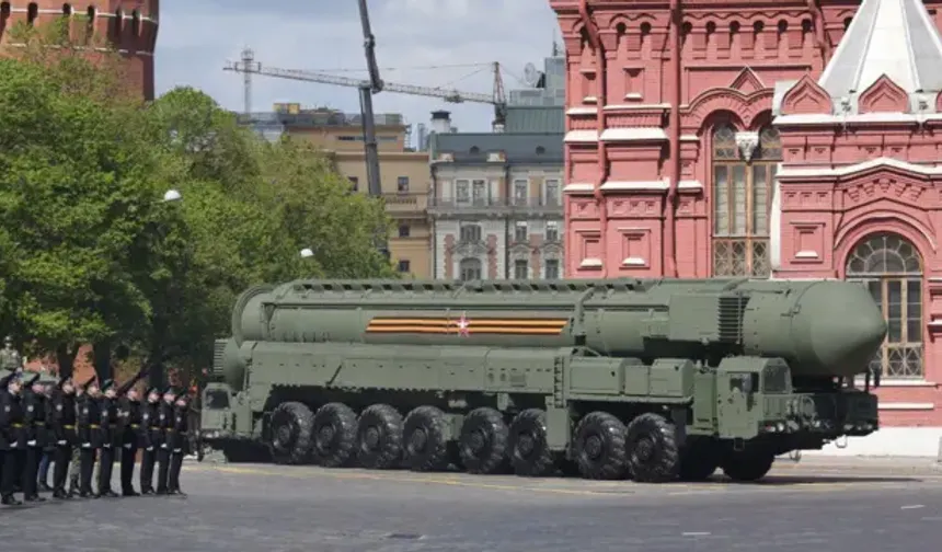 PUTİN’DEN NÜKLEER GÖZDAĞI: RUSYA STRATEJİK SİLAHLARLA TATBİKAT YAPTI