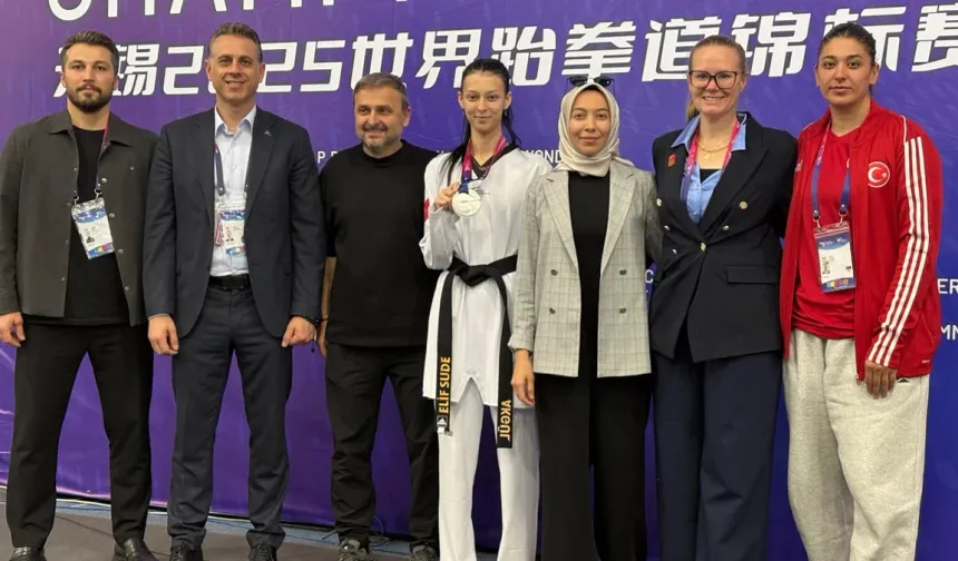 Türk sporcular Dünya Taekwondo Şampiyonası’nda tarih yazıyor