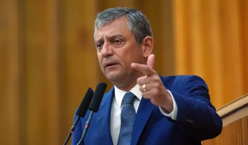 Özgür Özel: İkinci bir parti hazır etmek lazım olabilir